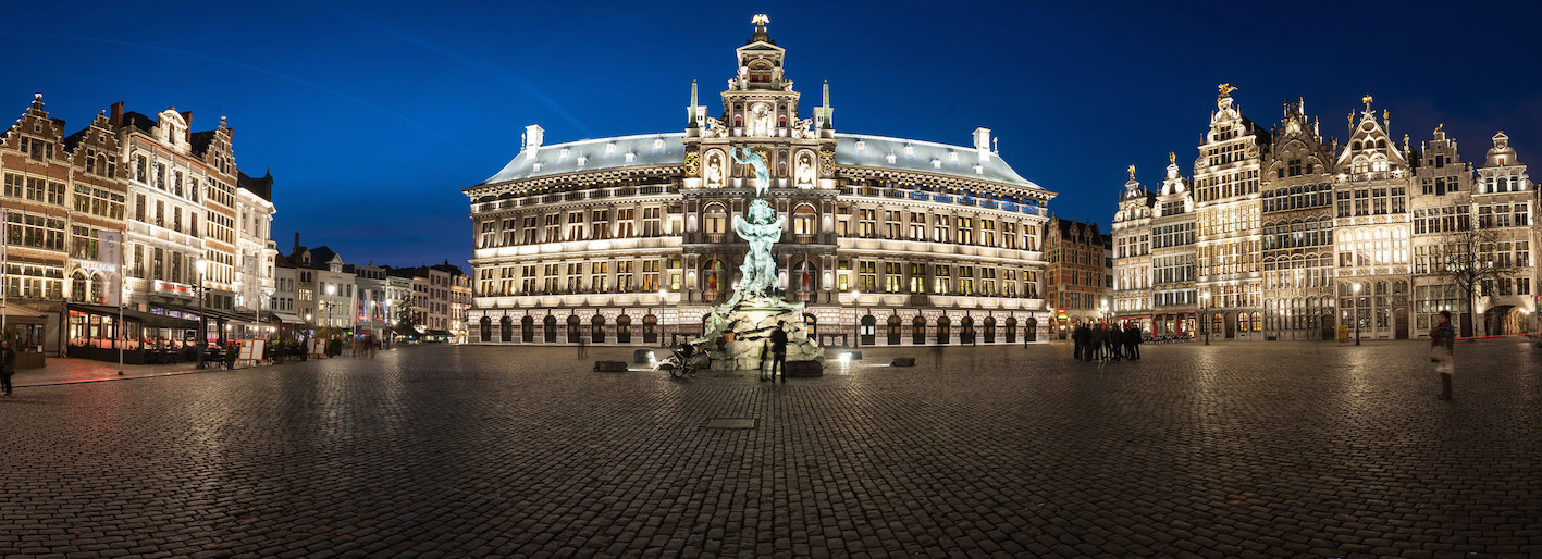 stadhuis nacht